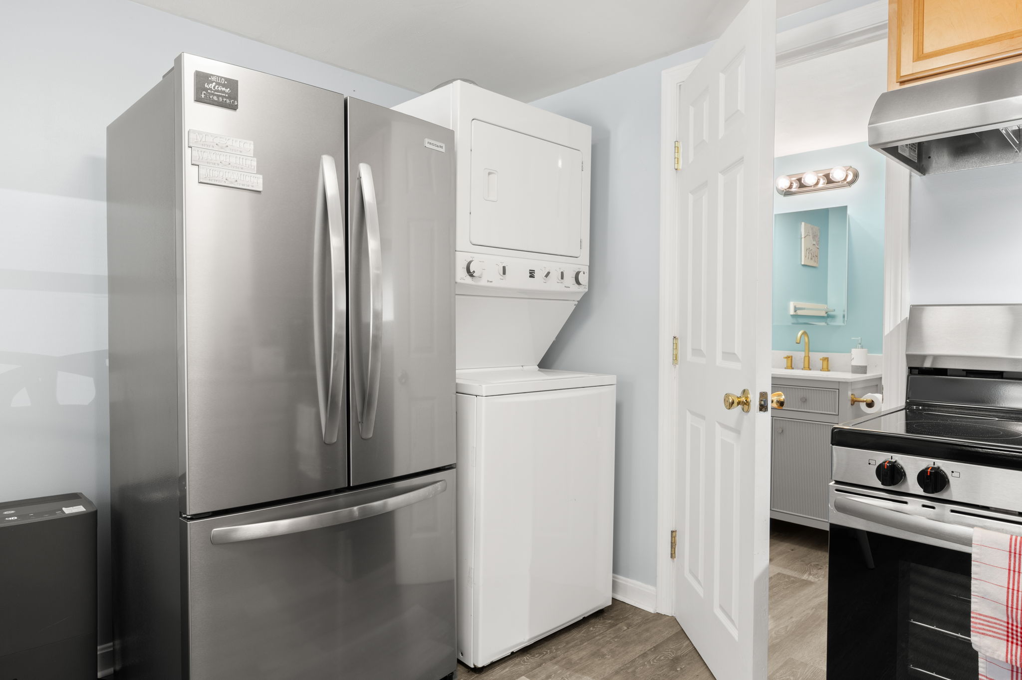 August Apartment