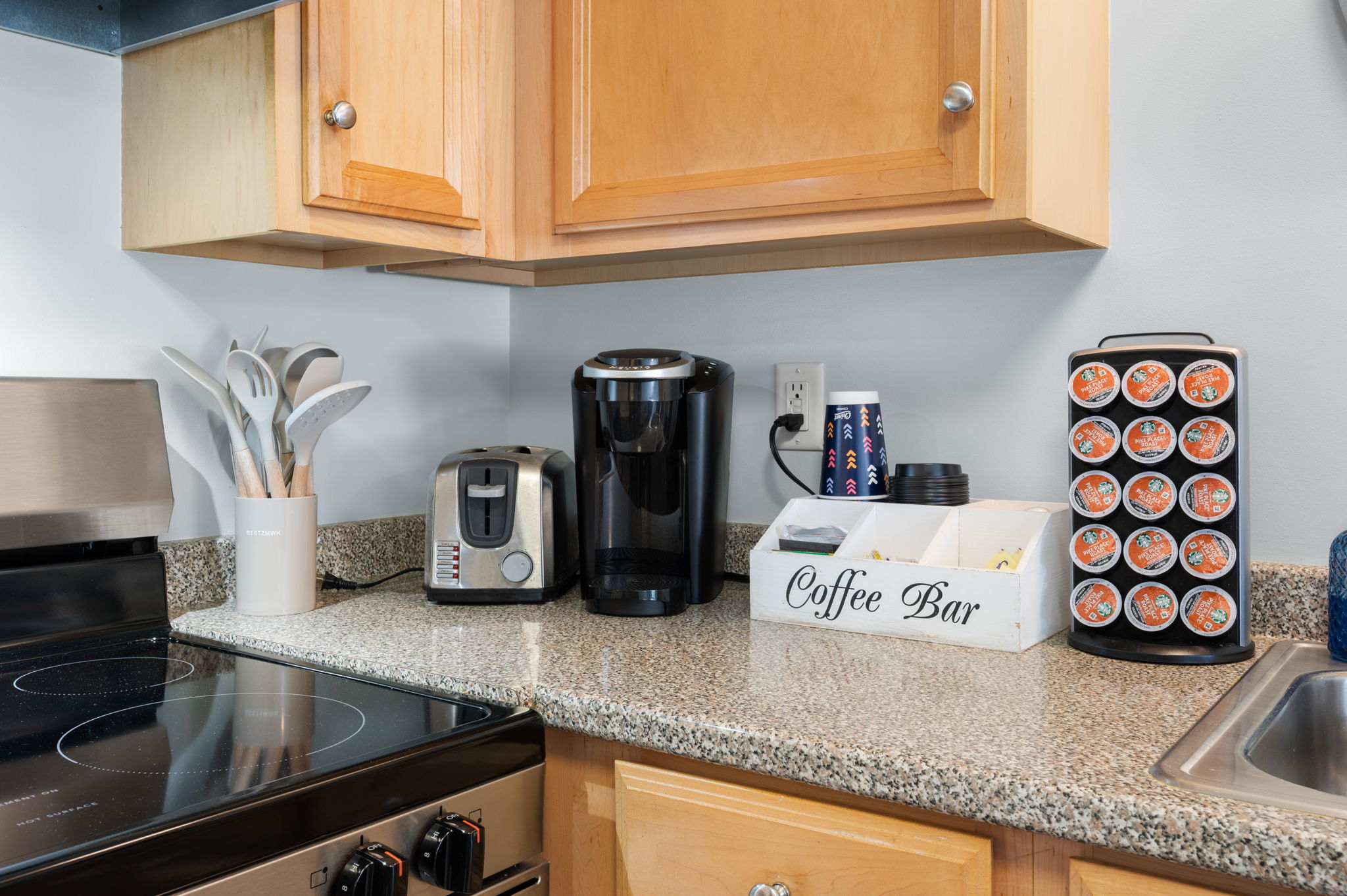 32-web-or-mls-53 S Broad St 1, Stonington-32