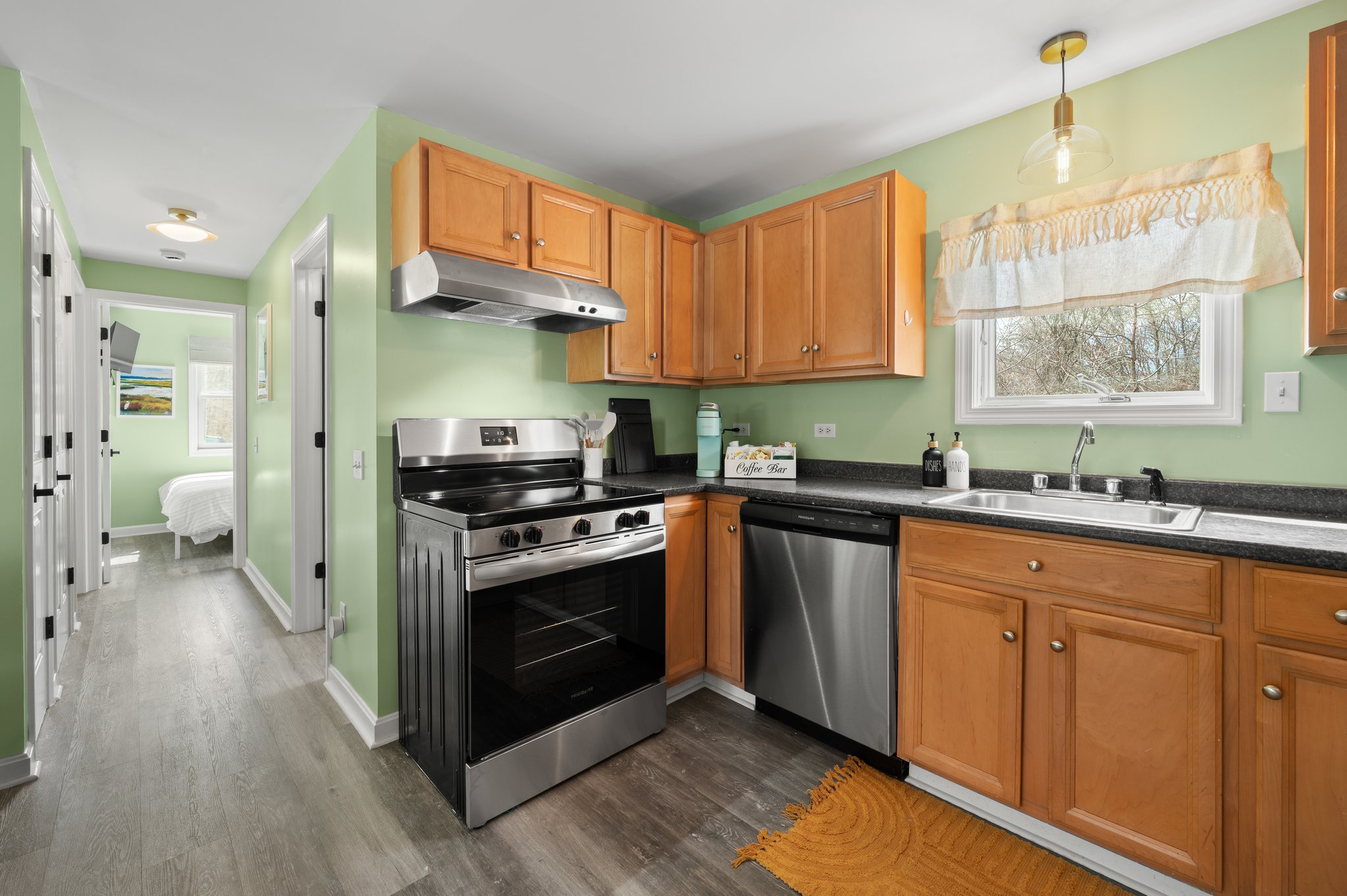 9-web-or-mls-53 S Broad St-9